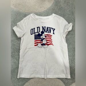 Mickey Mouse Old Navy tshirt 5T good condition